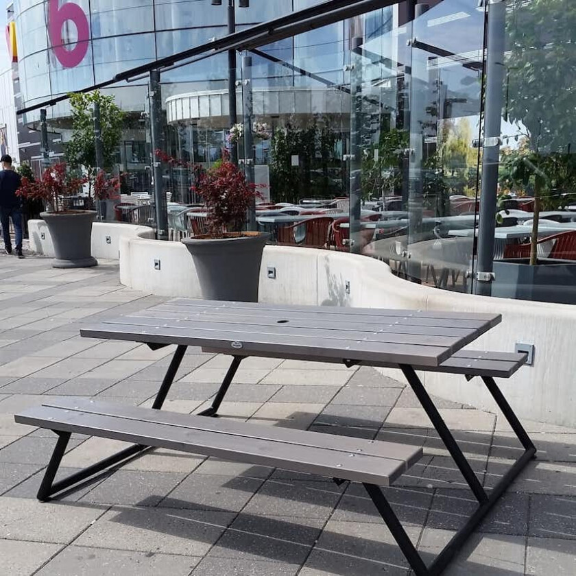 Bilde av Picknickbord Eden Wood Stockholm Svart Stativ