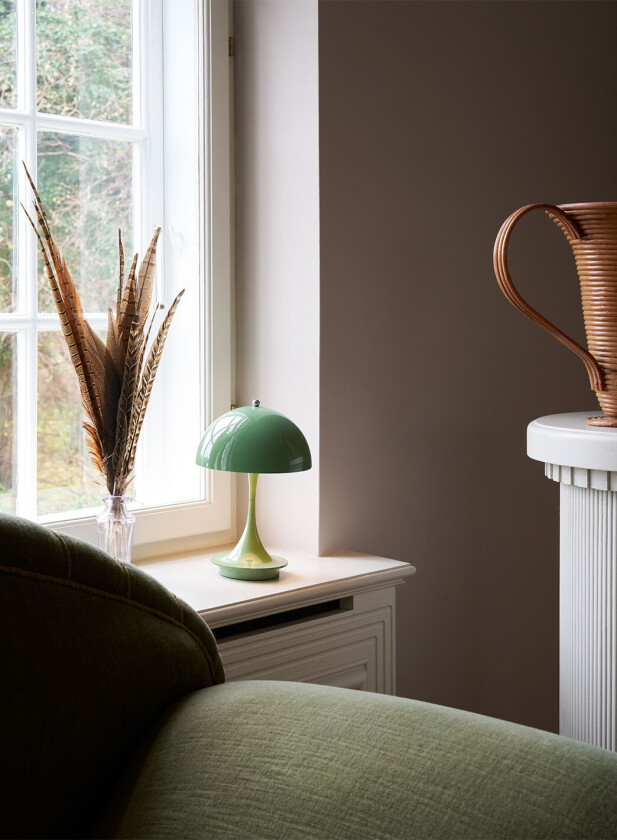 Panthella 160 V3 oppladbar akryl - mosegrønn