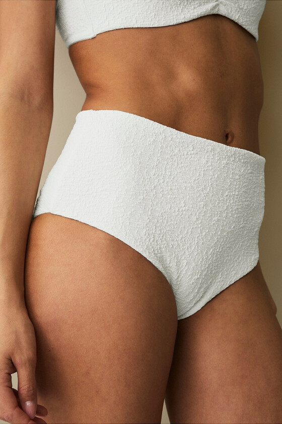 Skylar Tai High Bikinitruse - Hvit