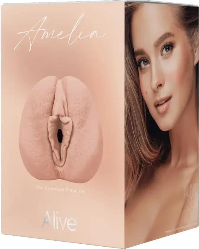 Amelia Super Realistic Vagina