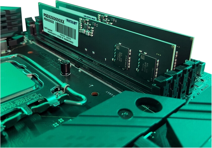Patriot Signature Line - Ddr5 - Sett - 32 Gb: 2 X 16 Gb - Dimm 288-Pin - 2400 Mhz / Pc5-38400 - Cl40 - 1.1 V - Ikke-Bufret - On-Die Ecc - Svart