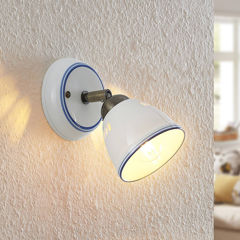 Eneas lyskaster, 1 lyskilde