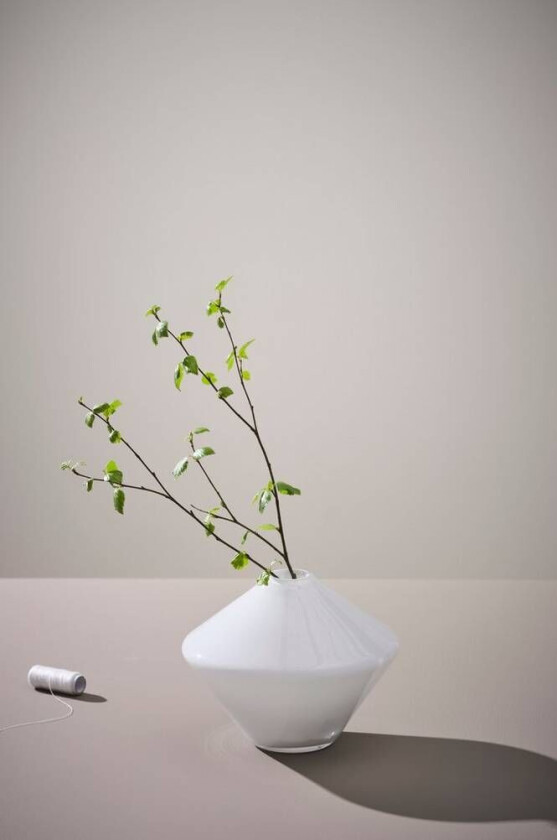 glassvase - høyde 15 cm Hvit