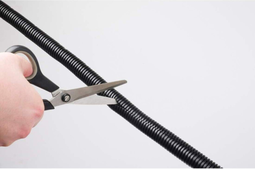 D-LINE Kabelkanal 32mm Slotted Black 1,1m