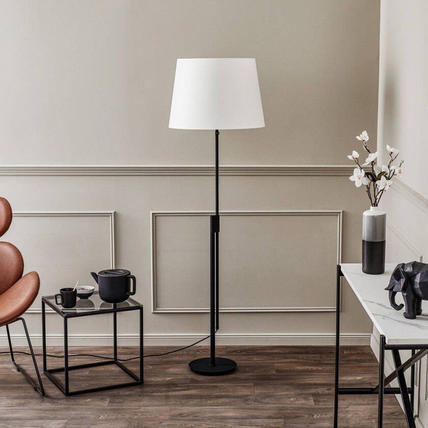 Phelandis gulvlampe dimmer svart