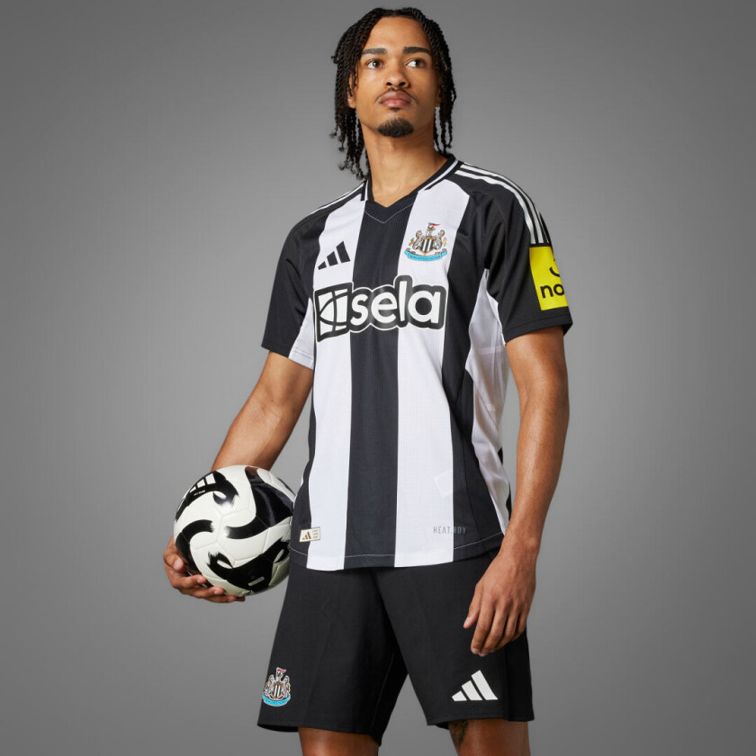 Newcastle United FC 24/25 Authentic Hjemmetrøye