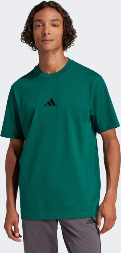 Essentials Small Logo Single Jersey T-skjorte