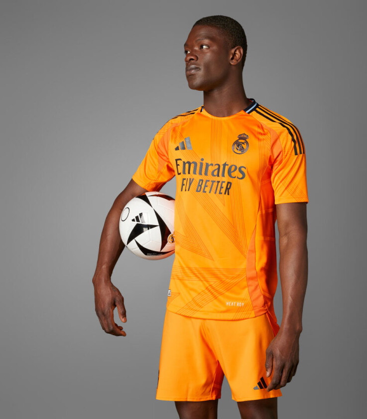 Real Madrid 24/25 Authentic Bortetrøye