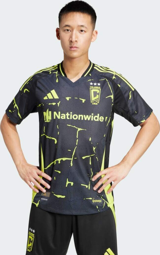 Columbus Crew Bortedrakt 2025/26 Authentic - adidas, størrelse Small