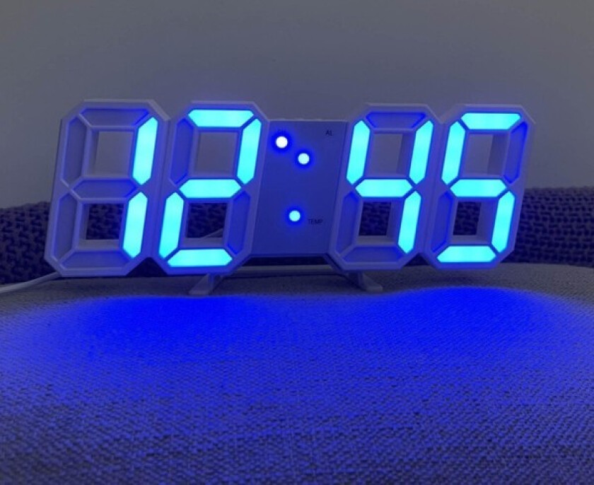 Vekkerklokke 3D LED Digital Klokke Veggdekorasjon Glødende Nattmodus Justerbar Elektronisk Bordklokke Veggklokke Dekor Stue LED Klokke