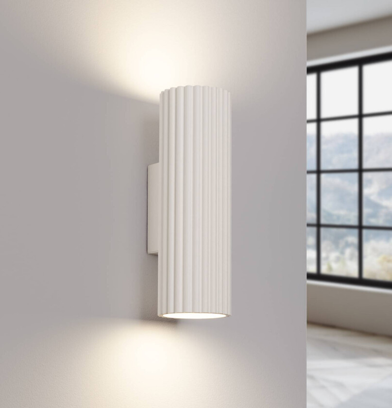 Vegglampe i karbon, beige, høyde 20 cm, aluminium, 2 lyskilder.