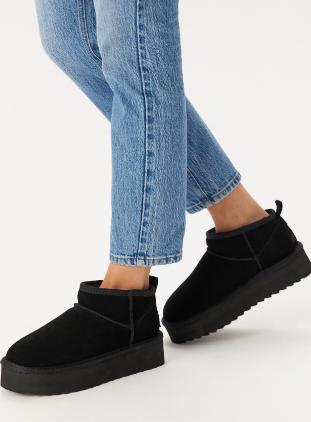 Platform Winter Boot In Suede