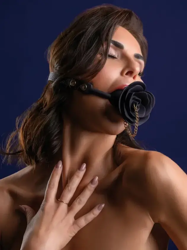 Rose Ball Gag With Plug
