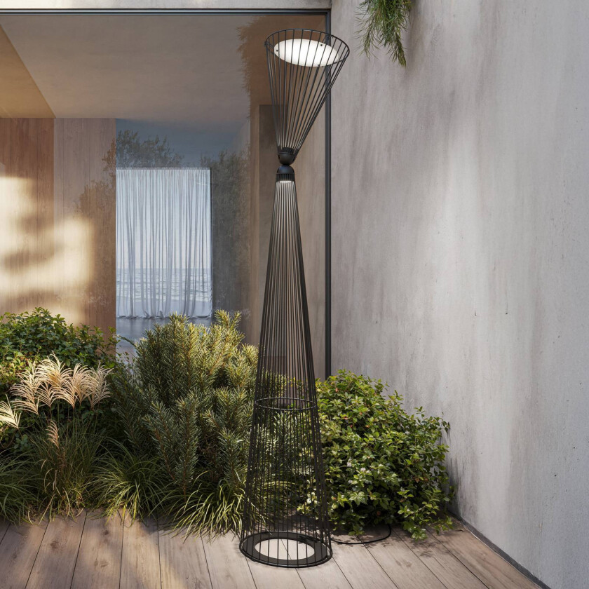 utendørs LED-gulvlampe Ikonika, svart, høyde 180 cm IP55