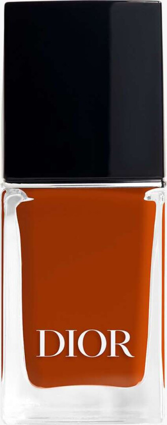 Vernis Nail Polish with Gel Effect and Couture Color 10 ml (Farge: 849 Rouge Cinéma)