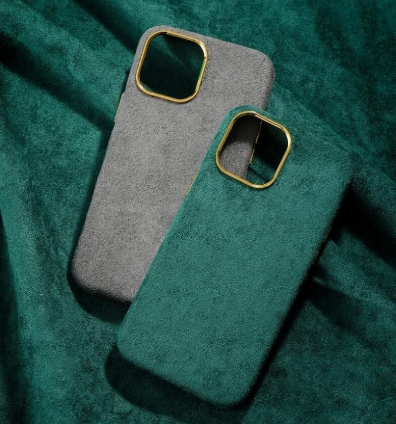iPhone 13 Pro classic cover in suede and gold details