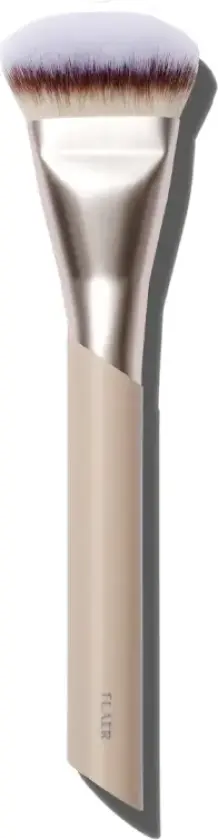 115 Flat Angled Foundation Brush