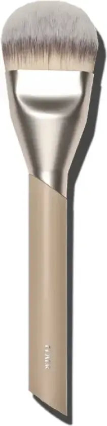 117 Fluid Foundation Brush