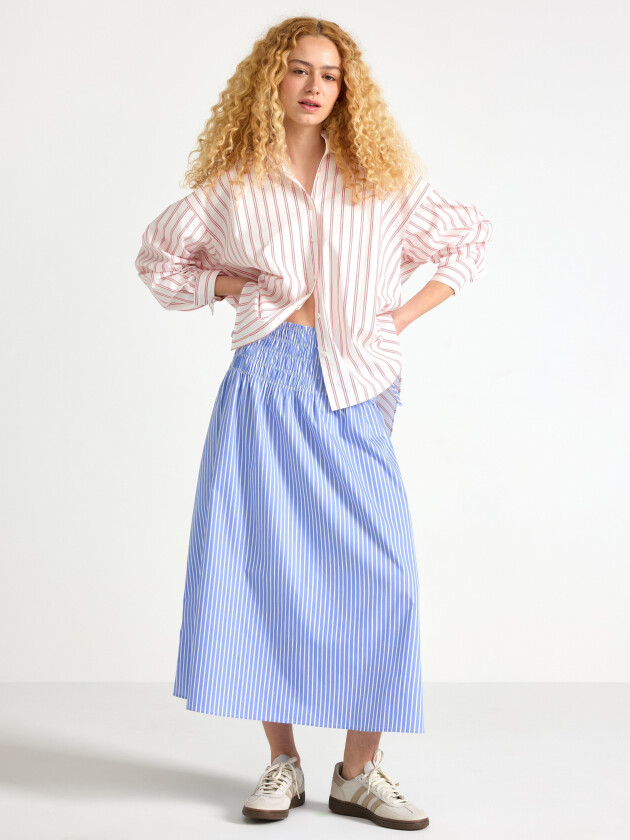 Stripete midi skjørt