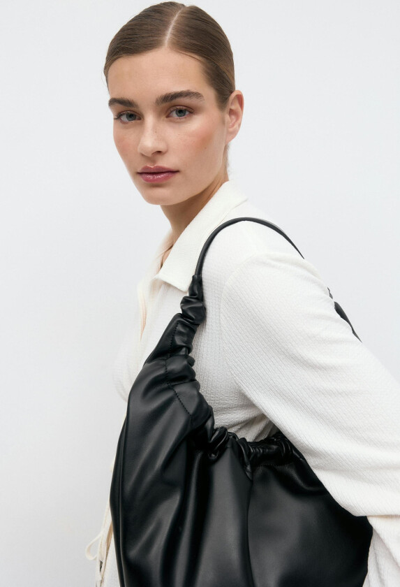 - Gathered tote bag - Skuldervesker - Svart - ONESIZE - Dame