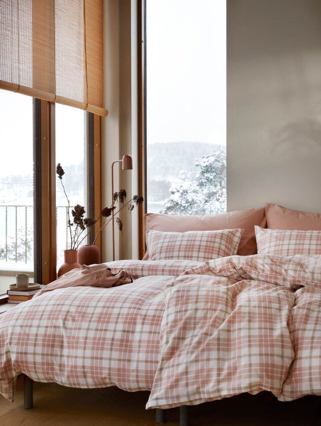 Lukas sengesett varm rosa