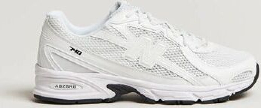 740 Sneakers White