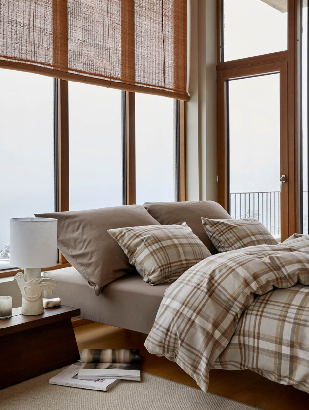 Richard sengesett beige