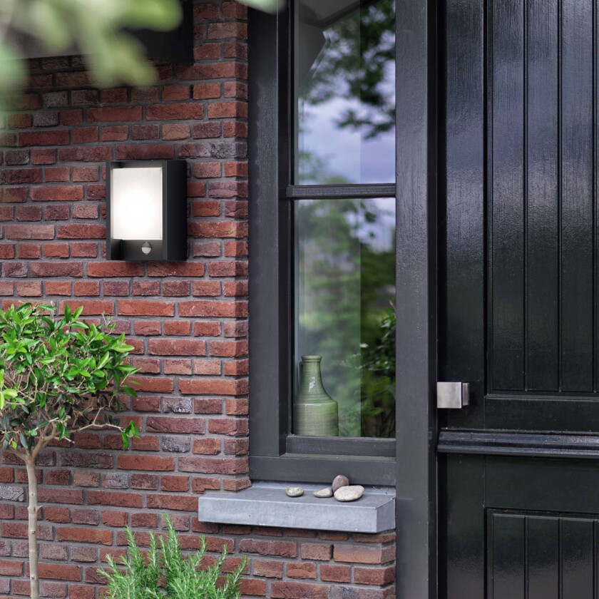 LED-vegglampe Arbour UE, 2-pak, sensor, 2700 K