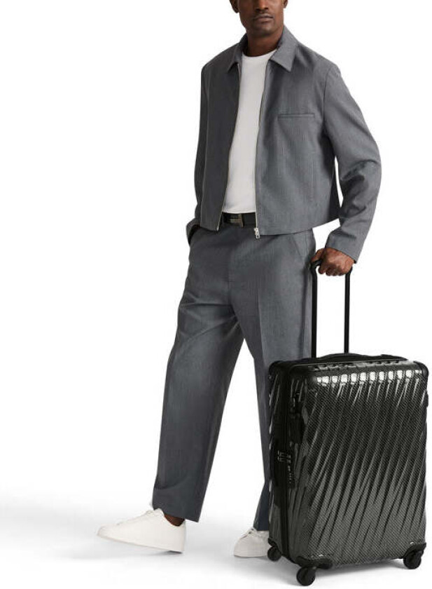 Bilde av 19 Degree LITE Short Trip Checked Luggage 66 cm Black/Graphite