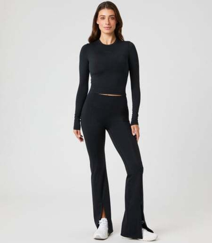 Studio Flared Slit Tights