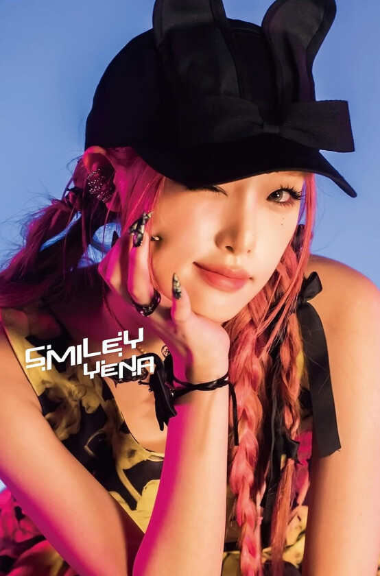 Yena Smiley Japanese Version (feat. Chanmina) CD