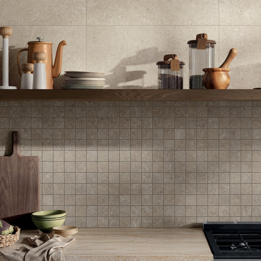 SURROUND ROW MOSAIC 30X30 9MM