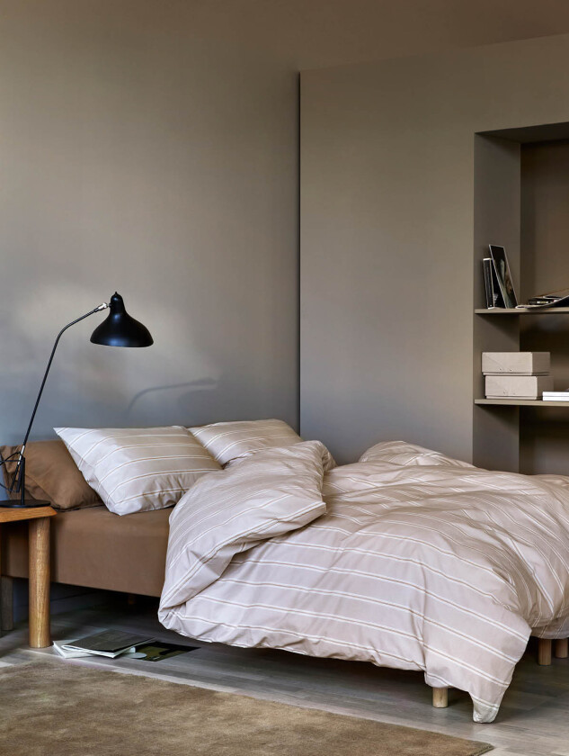 Magnus sengesett karamellbrun