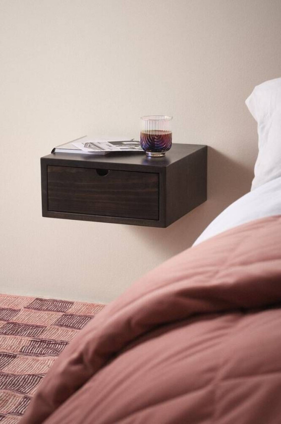 WILLISTON nattbord/hylle 35x35 cm Black mdf / metall