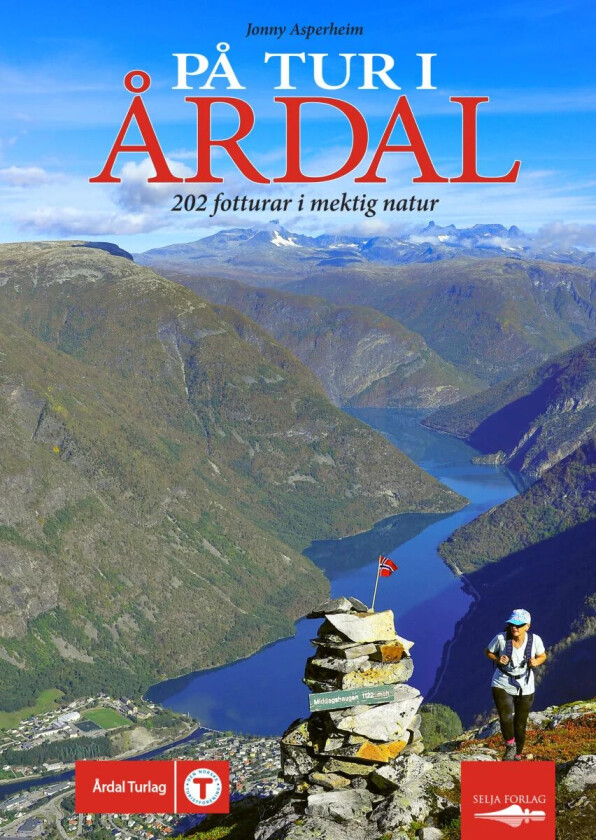 På tur i Årdal av Jonny Asperheim