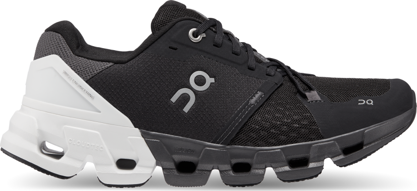 Cloudflyer 4 Dame Black/White 38 ½