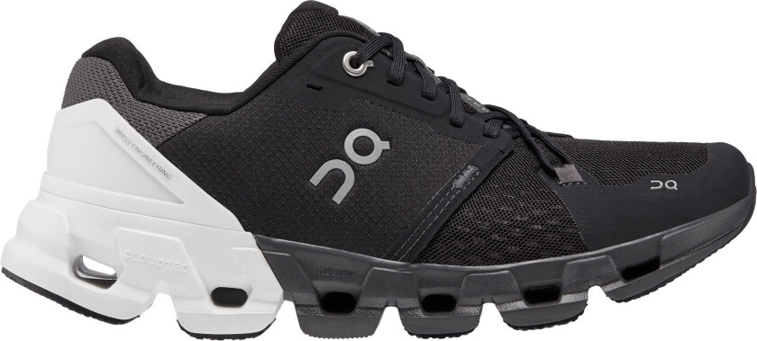 Cloudflyer 4 Dame Black/White 39