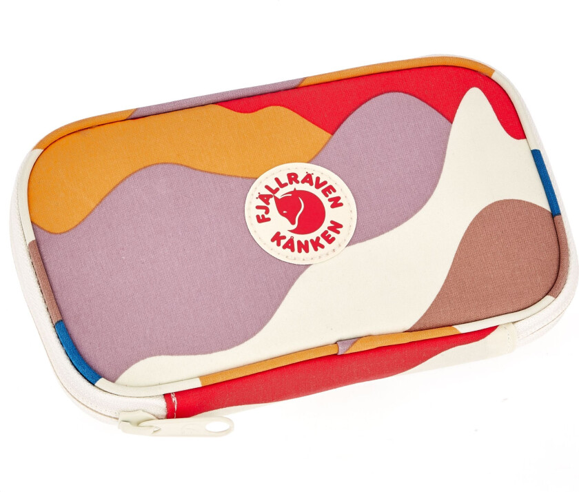 KÅNKEN ART TRAVEL WALLET SPRING LANDSCAPE