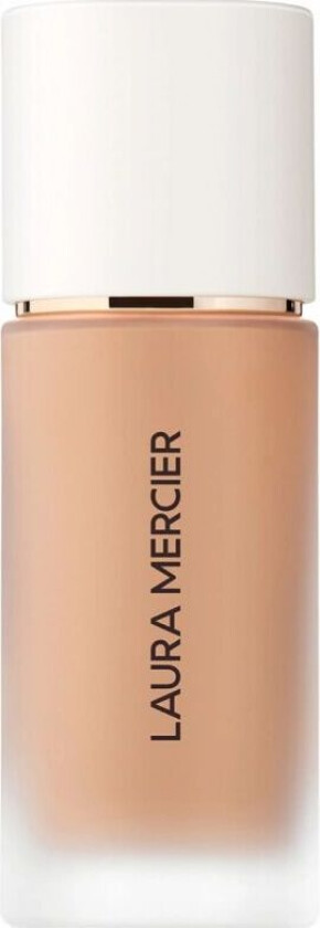 Real Flawless Weightless Perfecting Foundation 30 ml (Farge: 4C0 Chestnut)