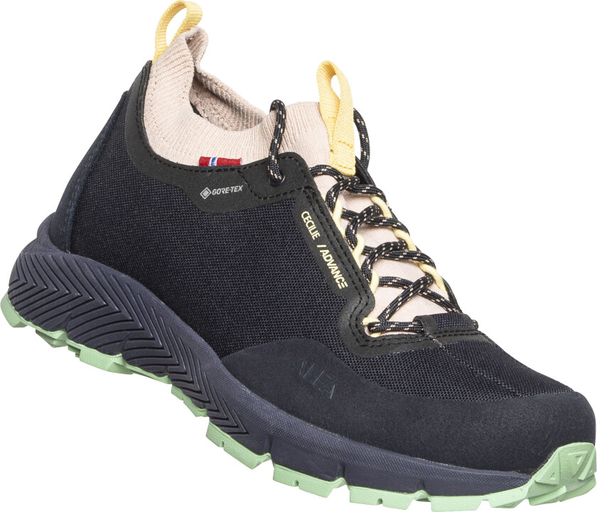 Cecilie Low Gtx Deep Blue 37