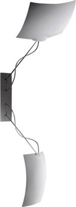 - 2 x 18 x 18 Vegglampe 220V