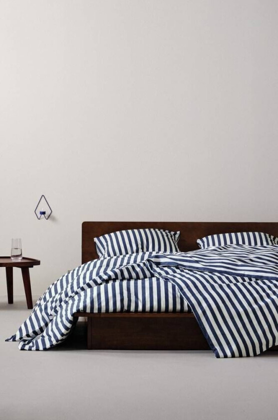 sengesett enkeltseng - økologisk Marineblå/hvit