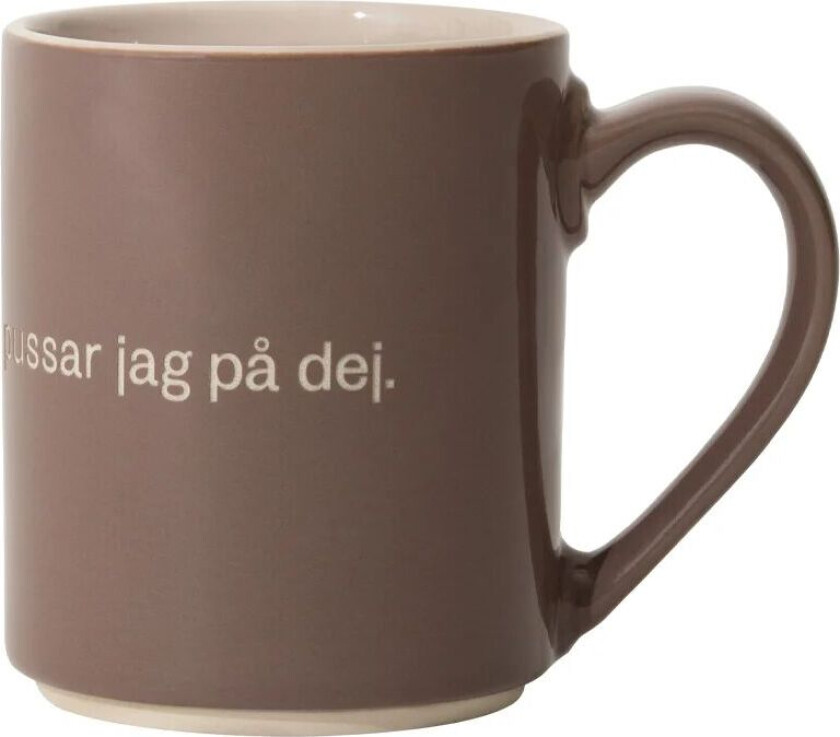 Astrid Lindgren kopp, Trarallanrallanlej Svensk tekst