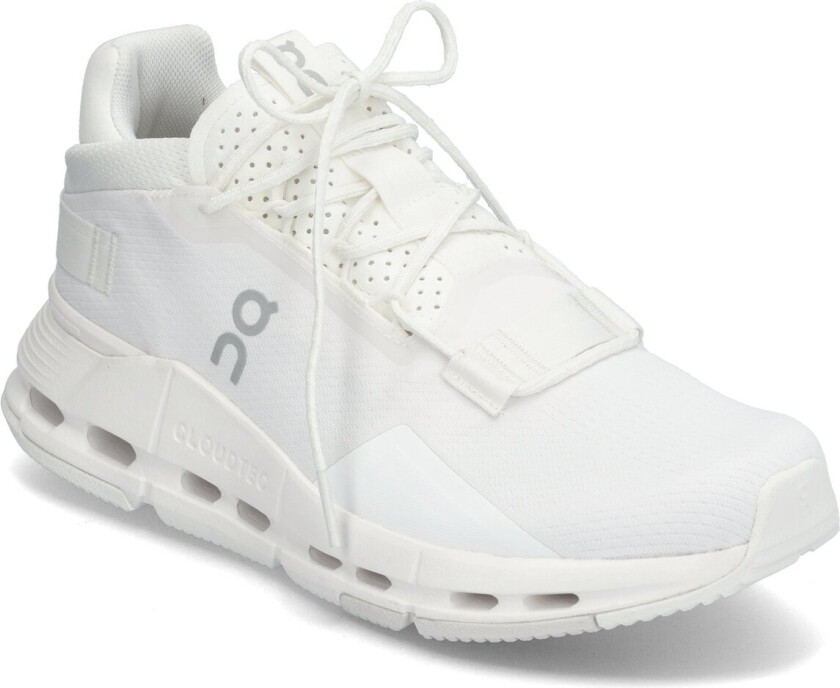 Cloudnova 2 Sport Sport Shoes Sport Sneakers Sport Low Top Sneakers White On