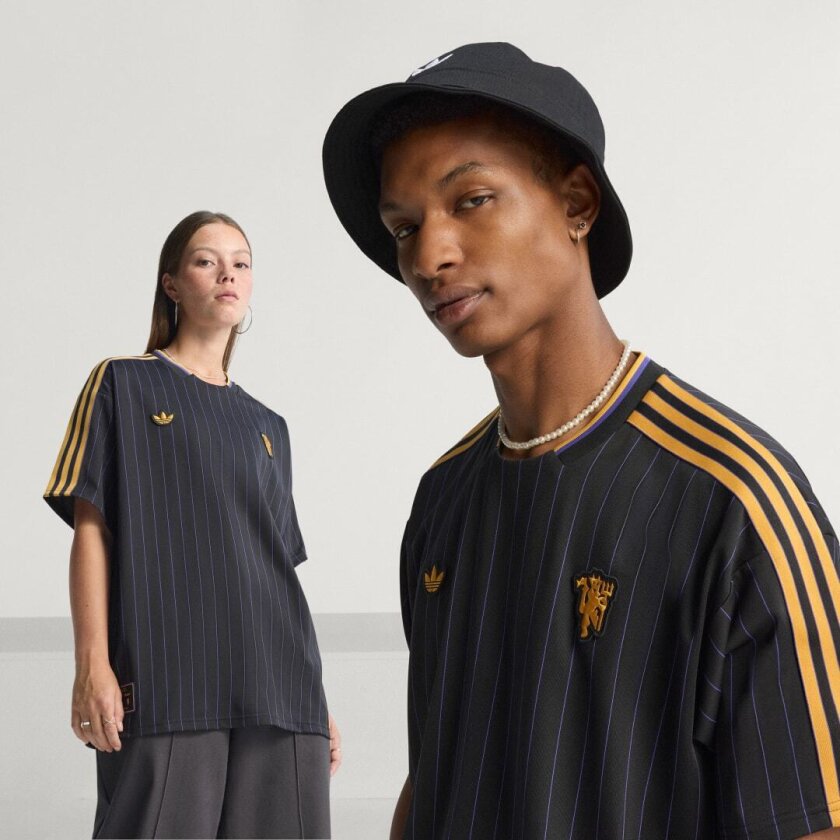 Manchester United Terrace Icons Trøye