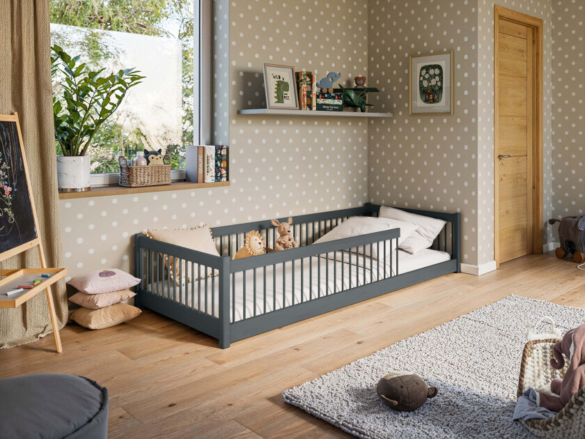 PEDRO Montessori Floor Seng 80x180, Graphite - Juniorsenger - Furu