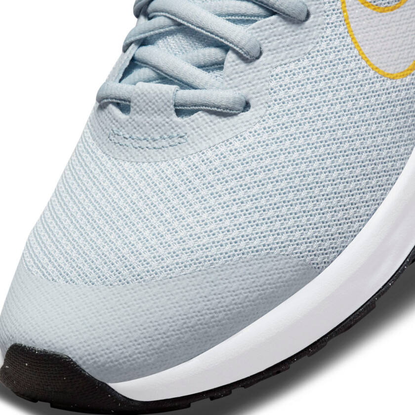 Revolution 6 Running Shoes Big Kids Aura/Worn Blue 35.5