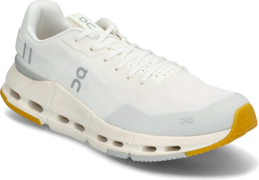 Cloudnova Form 2 Sport Men Sport Shoes Sport Sneakers Sport Low Top Sneakers White On