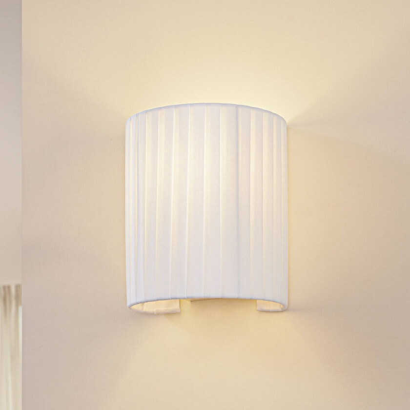 Lindby vegglampe Virelle, hvit, tekstil, E27