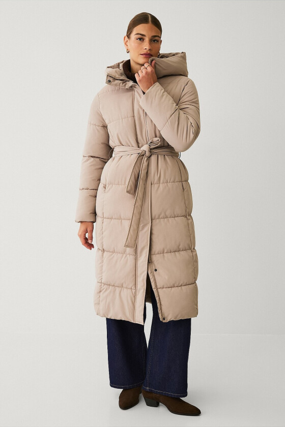 Polstret frakk med bindebelte - Beige